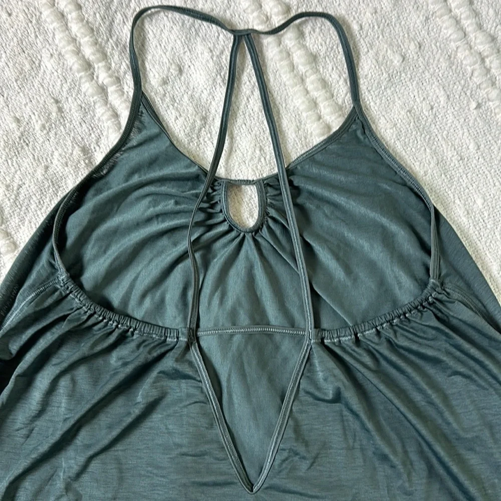 Lululemon Tighten‎ Up Tank Sea Steel Green